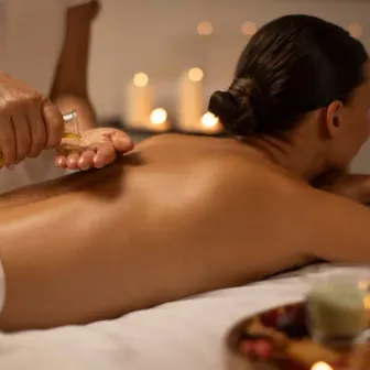 Aromatherapy Oil Massage